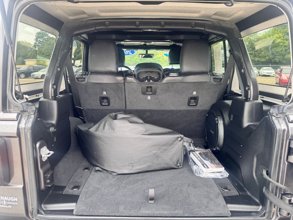 2021 Jeep Wrangler Unlimited Sahara Altitude
