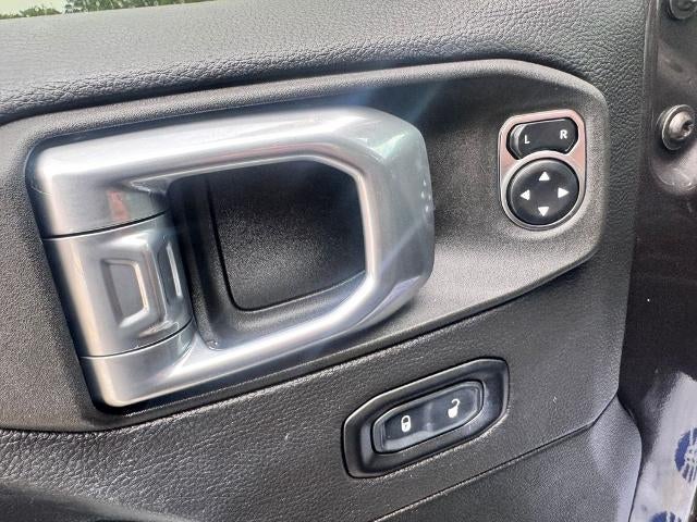 2021 Jeep Wrangler Unlimited Sahara Altitude