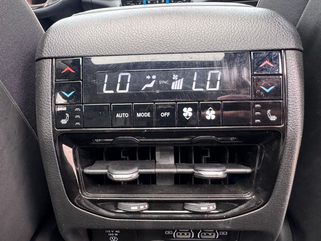 2024 Jeep Grand Cherokee Summit