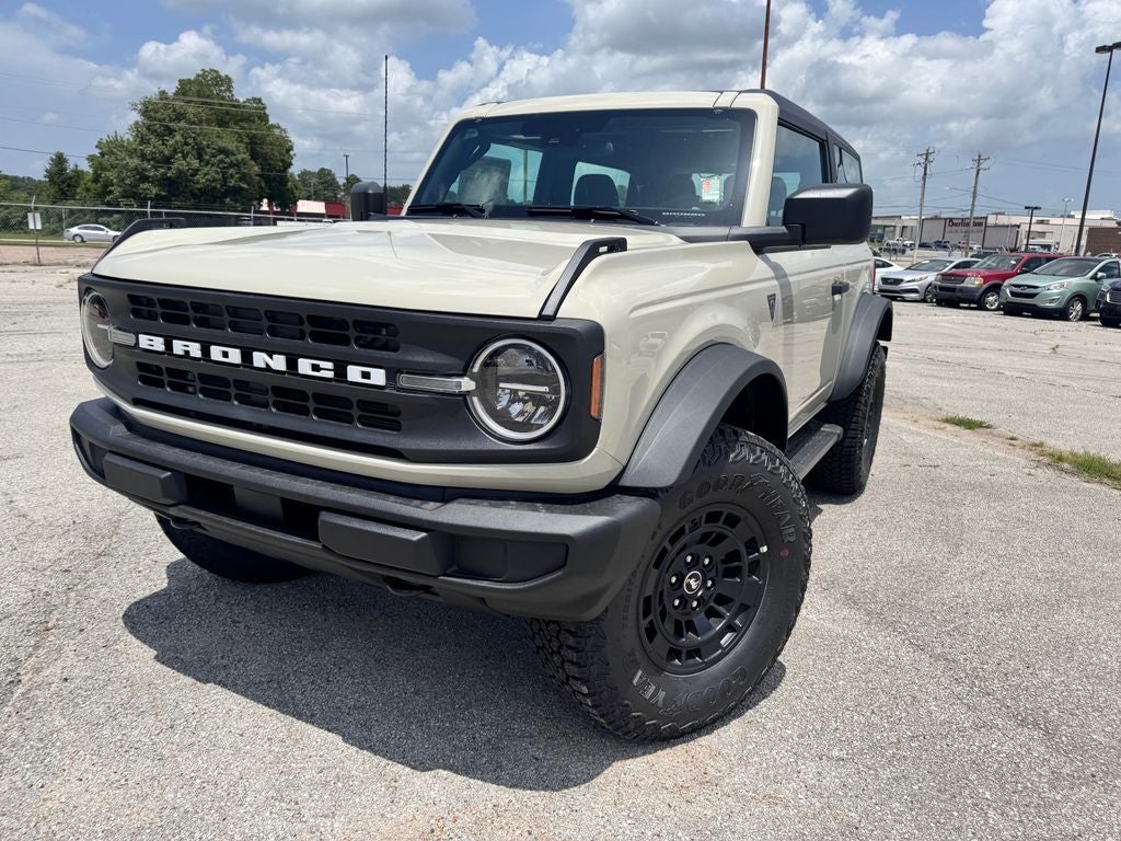 2026 Ford Bronco Base