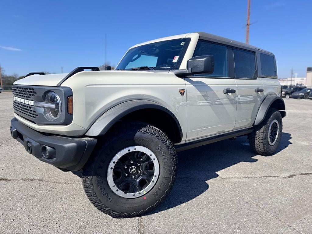 2026 Ford Bronco Badlands