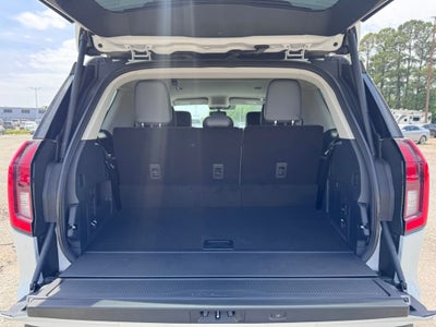 2026 Ford Expedition Active