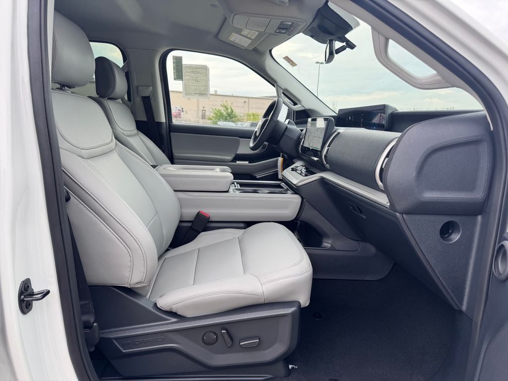 2027 Ford Expedition Active
