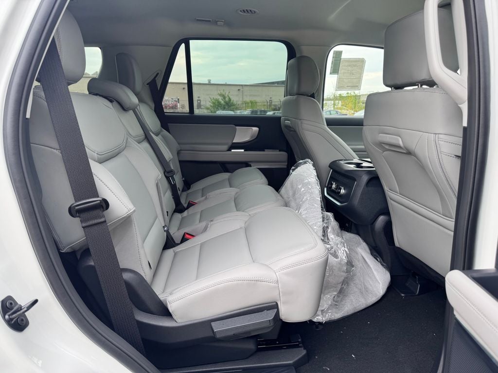 2027 Ford Expedition Active