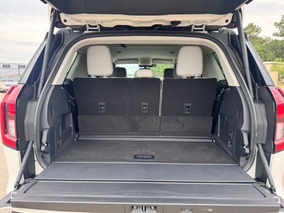 2027 Ford Expedition Active