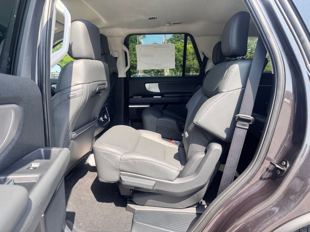 2027 Ford Expedition Active