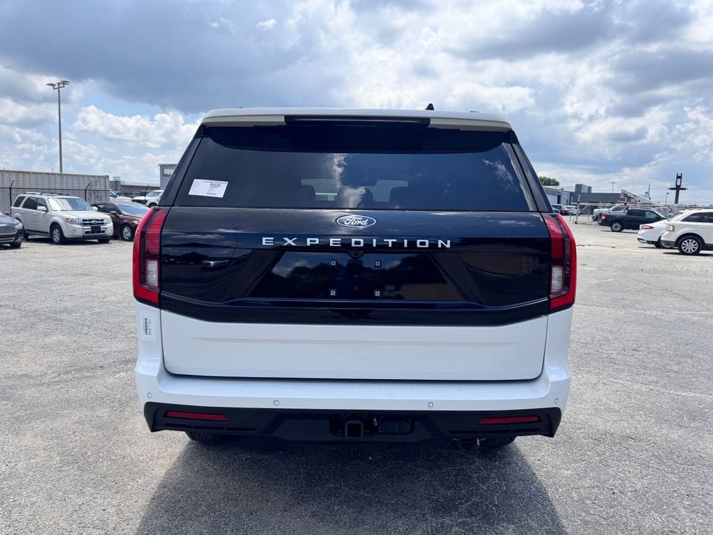 2027 Ford Expedition Active