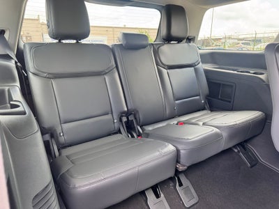 2027 Ford Expedition Active