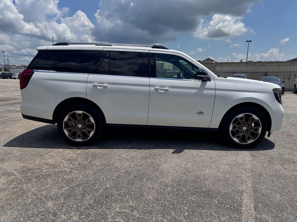 2027 Ford Expedition King Ranch