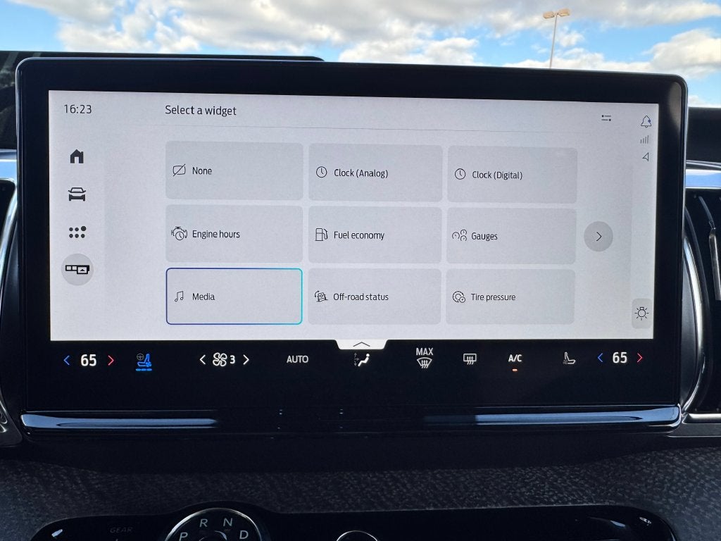 2027 Ford Expedition Tremor