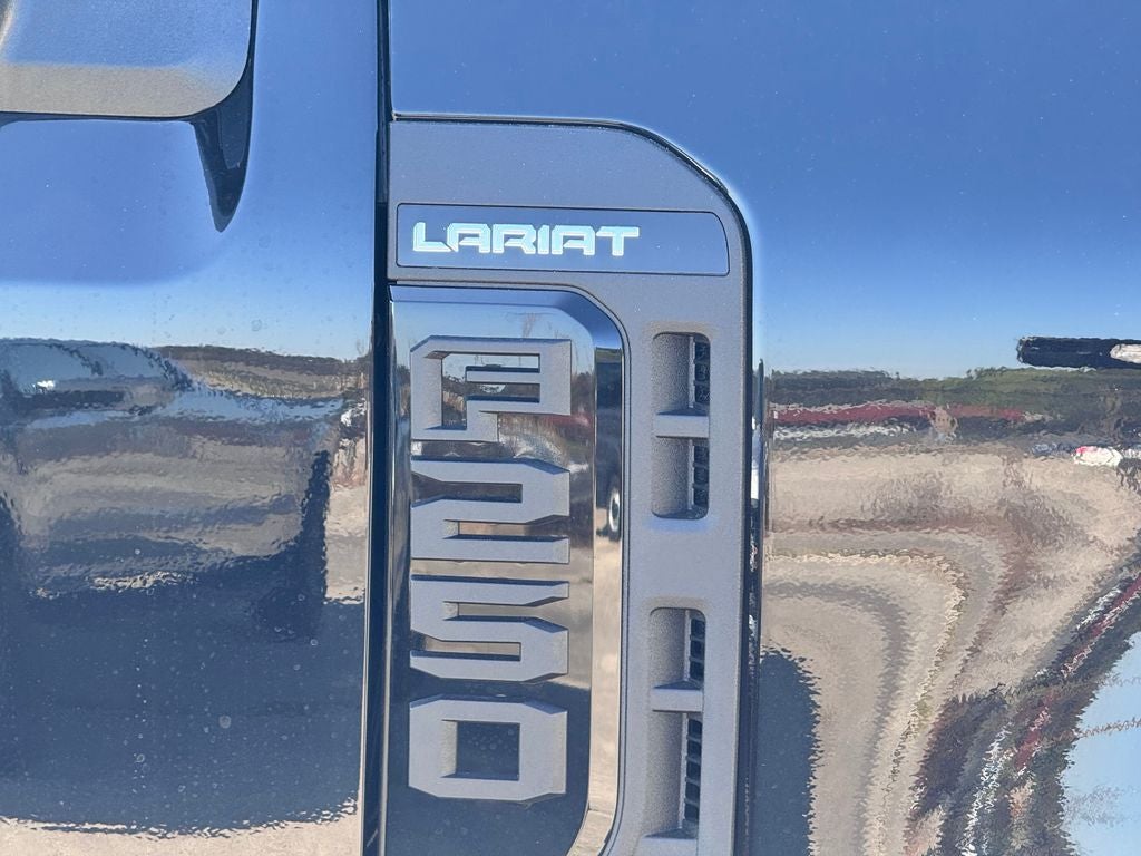 2027 Ford F-250SD Lariat