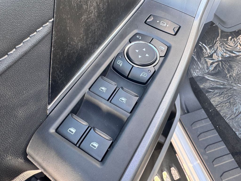 2027 Ford F-250SD XLT