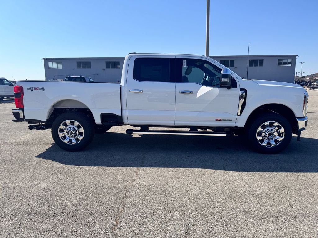 2027 Ford F-350SD Lariat
