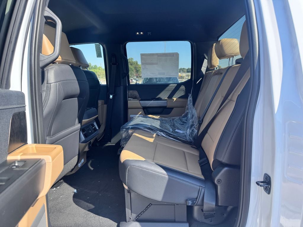 2027 Ford F-350SD Lariat