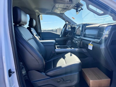 2027 Ford F-350SD Lariat