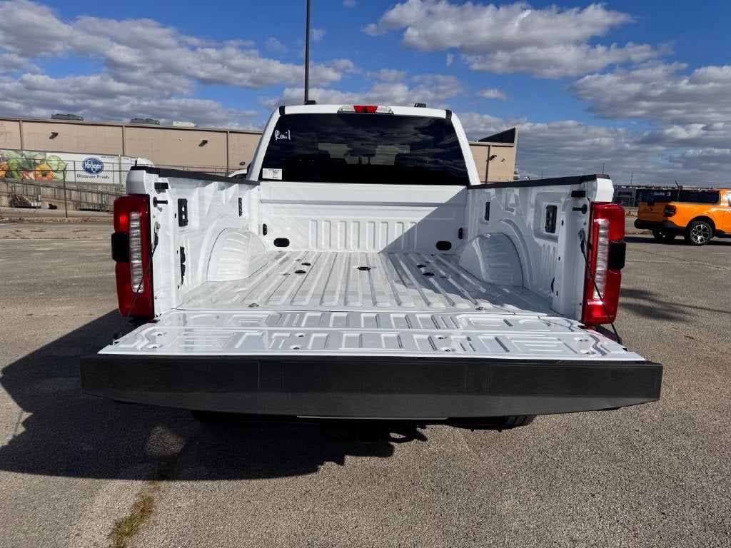 2027 Ford F-350SD Lariat