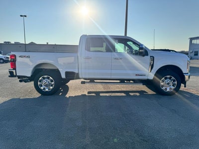 2027 Ford F-350SD Lariat
