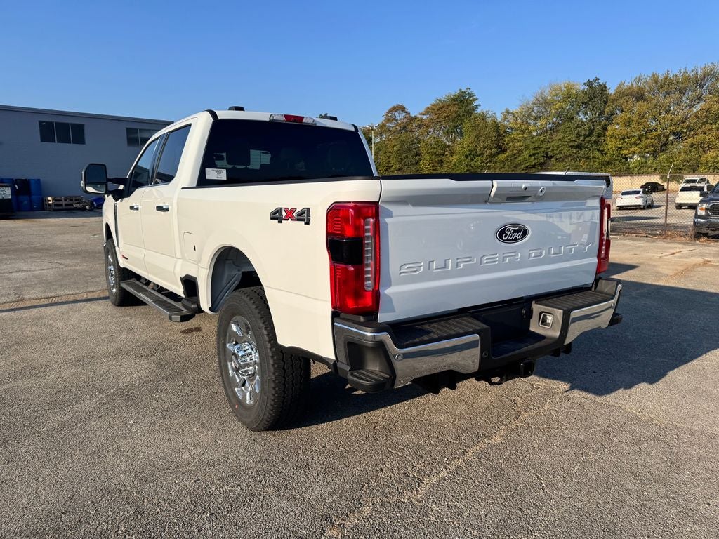 2027 Ford F-350SD Lariat