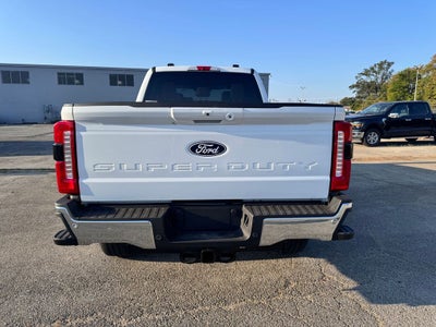 2027 Ford F-350SD Lariat
