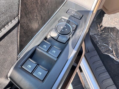 2027 Ford F-350SD Lariat
