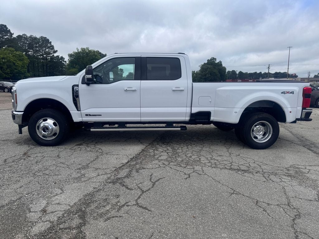 2026 Ford F-350SD Lariat DRW