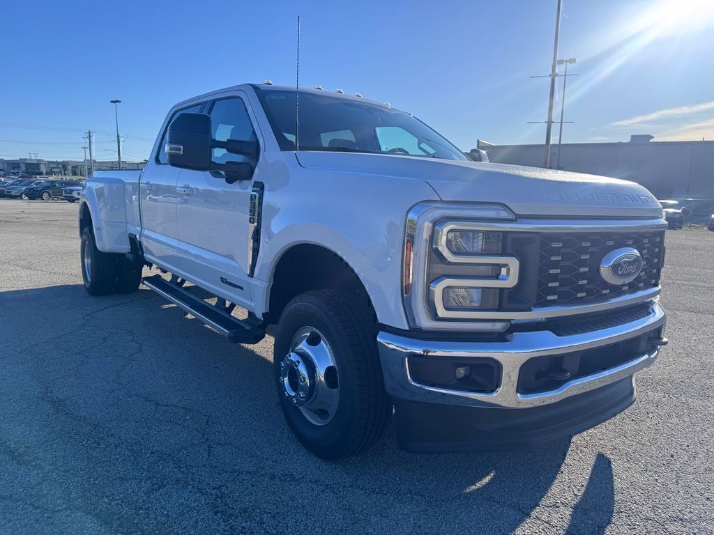 2026 Ford F-350SD Lariat DRW