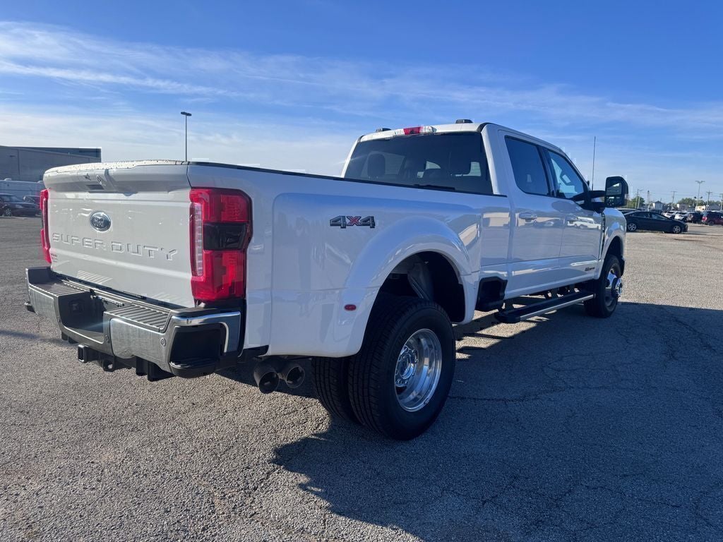 2026 Ford F-350SD Lariat DRW