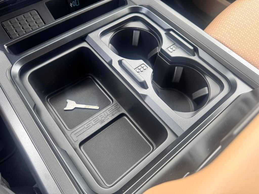 2026 Ford F-350SD Lariat DRW