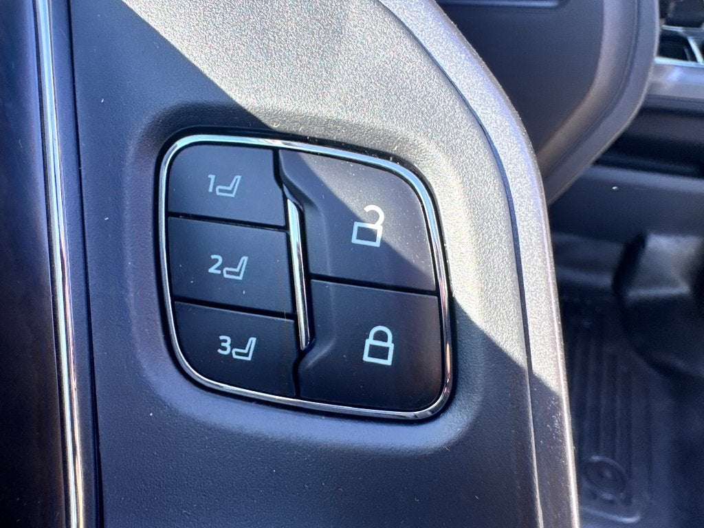 2027 Ford F-450SD Lariat DRW