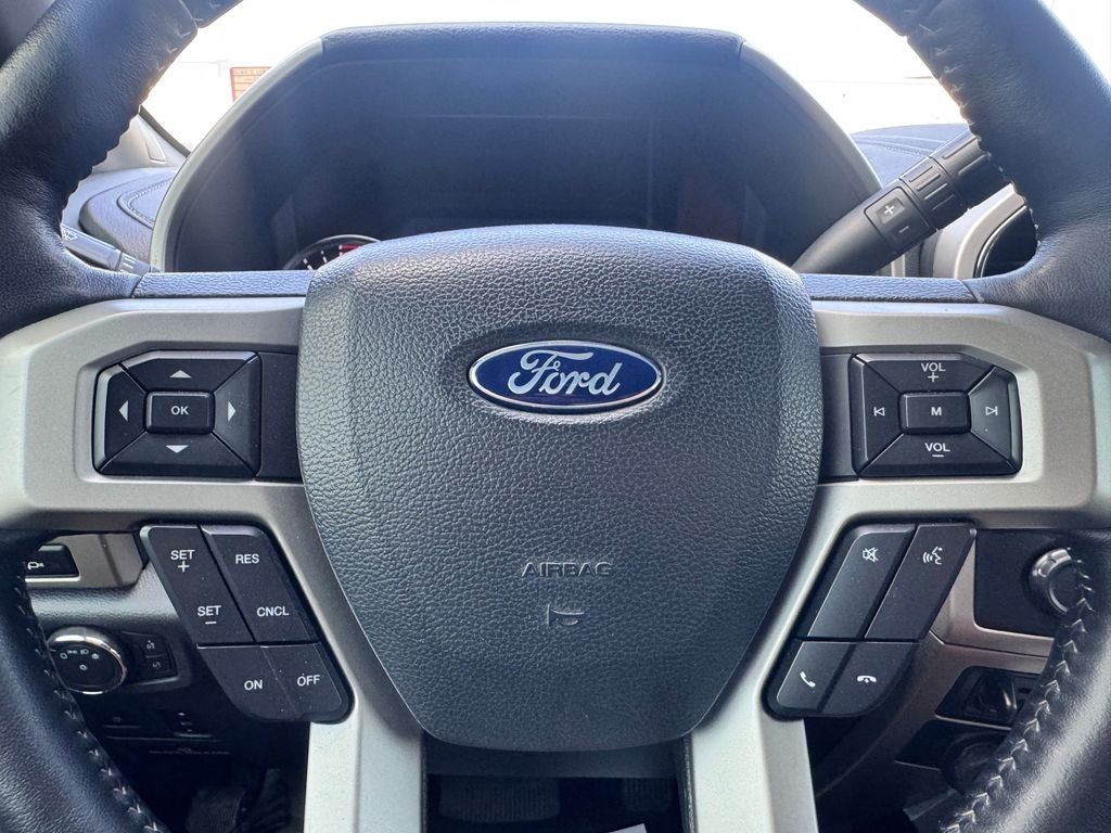 2022 Ford F-450SD Lariat DRW