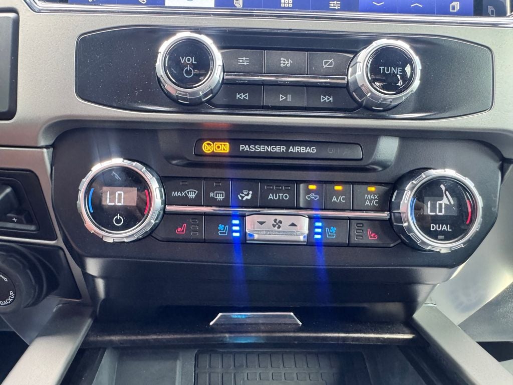 2022 Ford F-450SD Lariat DRW