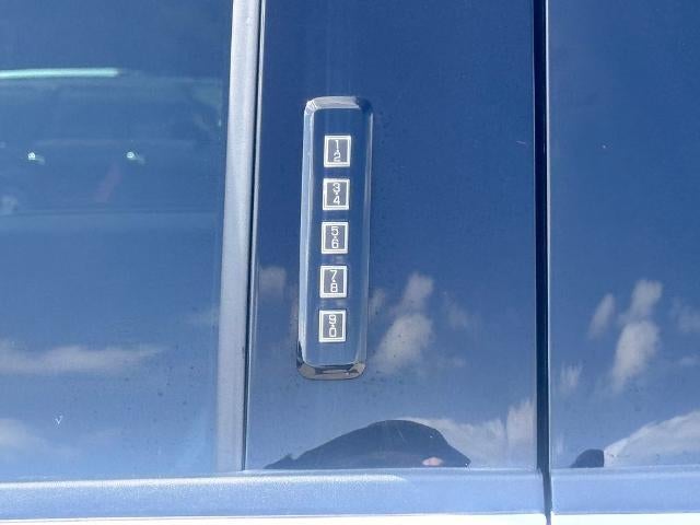 2022 Ford F-450SD Lariat DRW