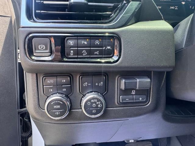 2025 GMC Yukon AT4