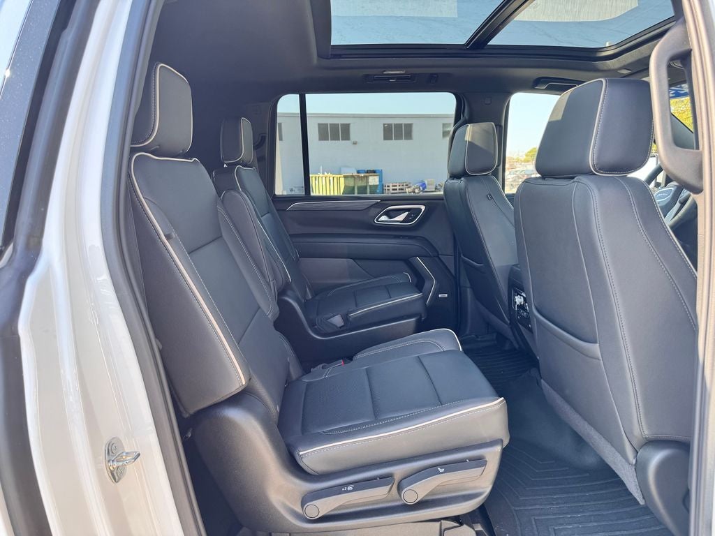 2024 GMC Yukon XL SLT