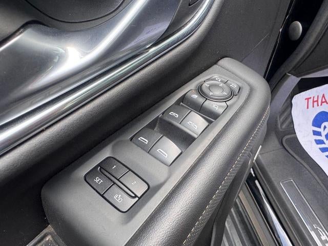 2021 GMC Yukon XL AT4