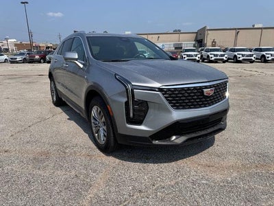 2025 Cadillac XT4 Premium Luxury