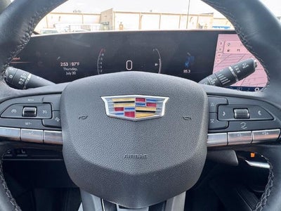2025 Cadillac XT4 Premium Luxury