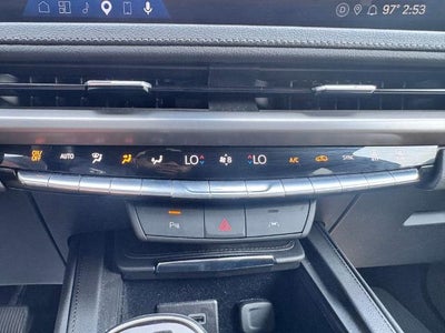 2025 Cadillac XT4 Premium Luxury