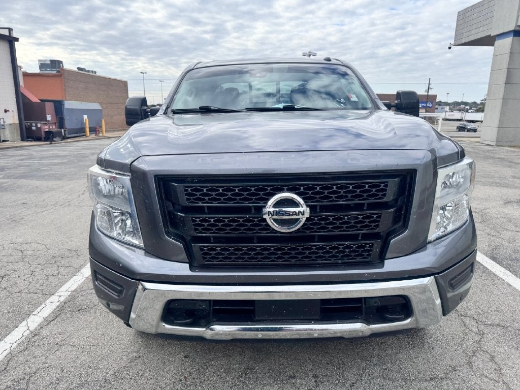 2021 Nissan Titan SV
