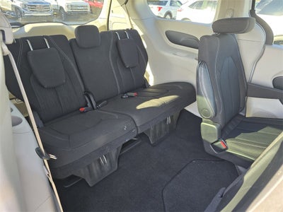 2024 Chrysler Voyager LX