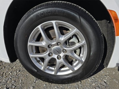 2024 Chrysler Voyager LX