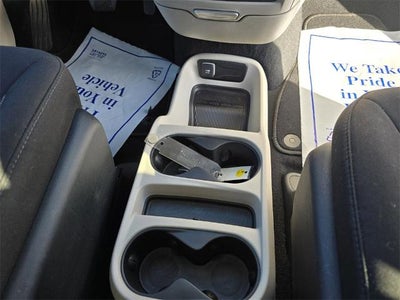 2024 Chrysler Voyager LX