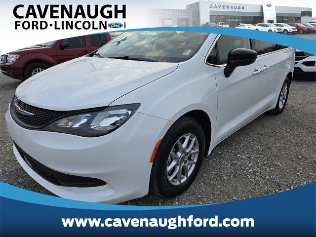 2024 Chrysler Voyager LX