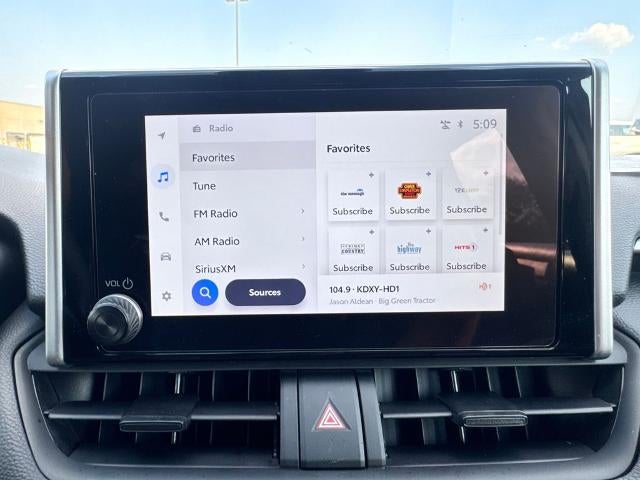 2025 Toyota RAV4 LE