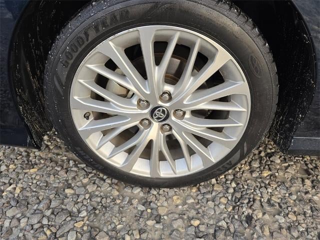 2019 Toyota Camry Hybrid Base