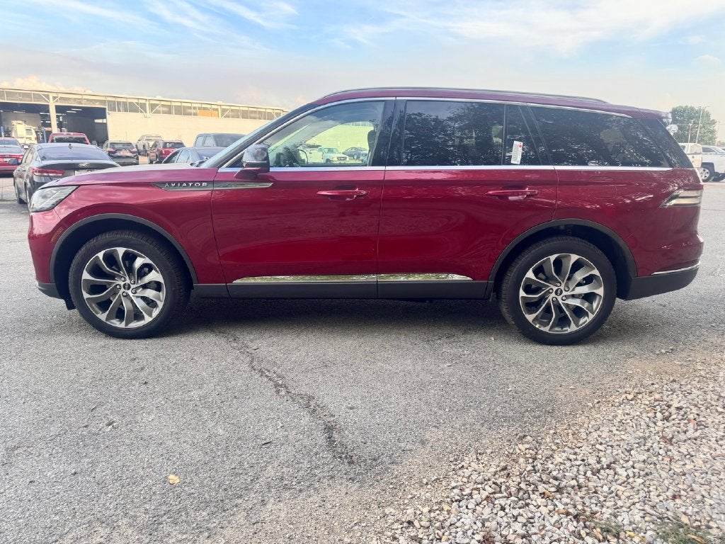 2027 Lincoln Aviator Premiere
