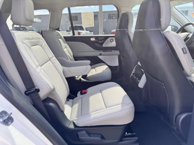 2027 Lincoln Aviator Reserve