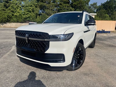 2027 Lincoln Navigator Reserve