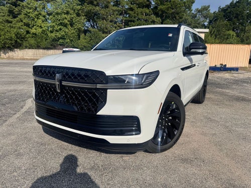2027 Lincoln Navigator Reserve