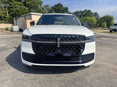2027 Lincoln Navigator Reserve